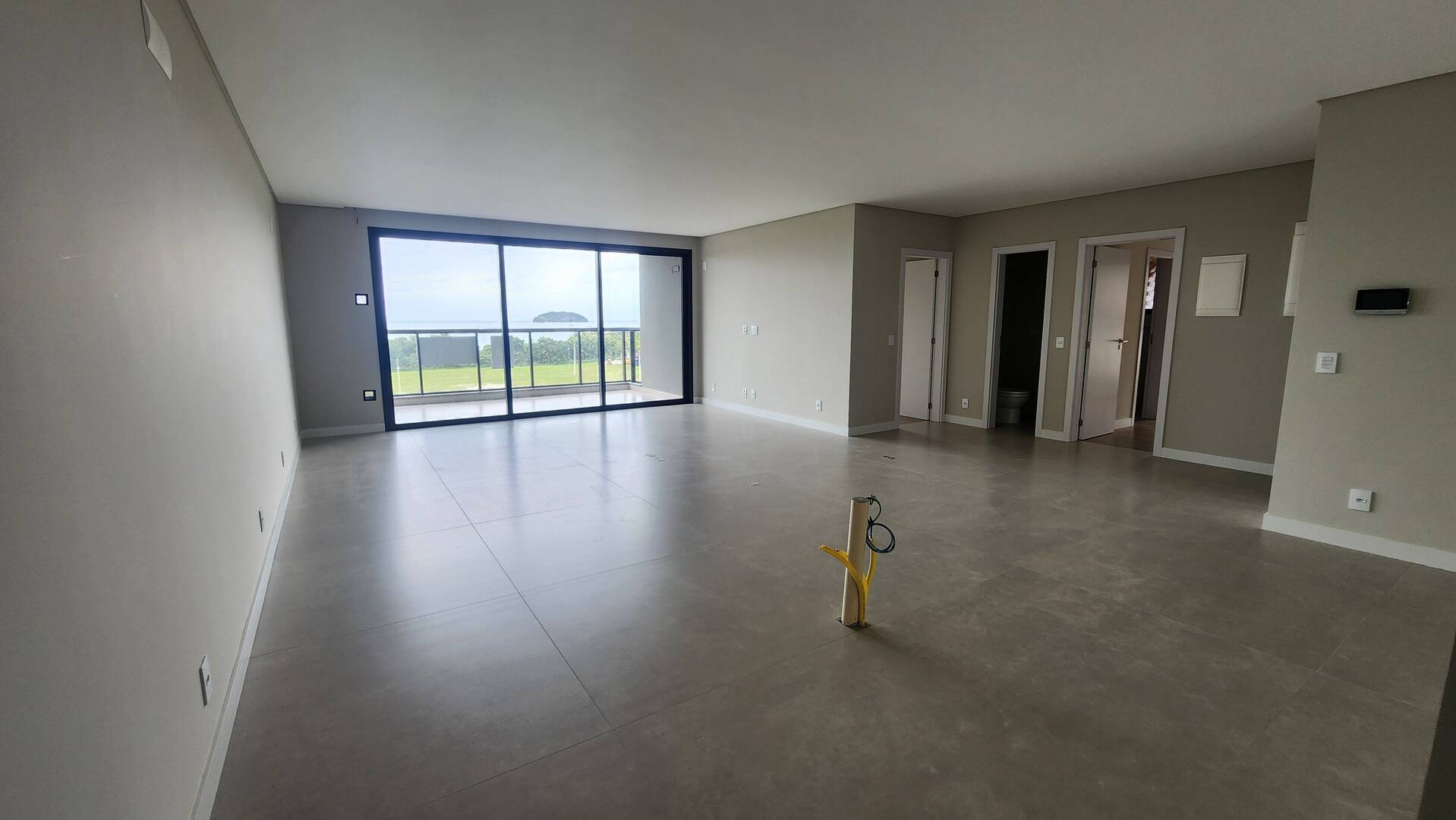 Apartamento, 3 quartos, 148 m² - Foto 1