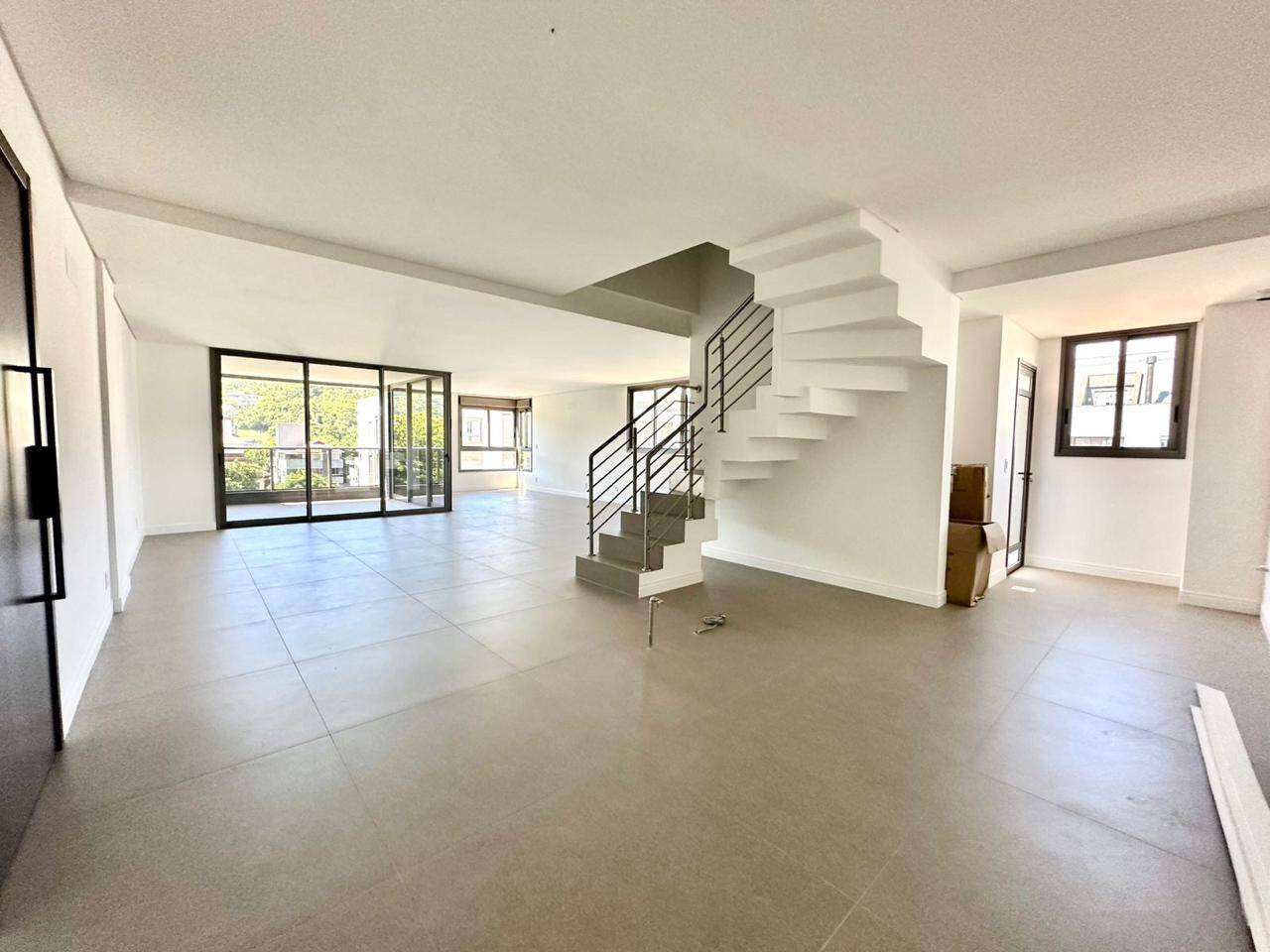 Apartamento, 4 quartos, 211 m² - Foto 1