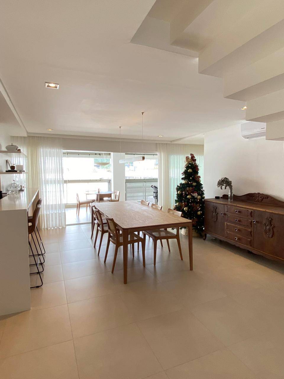 Apartamento, 4 quartos, 272 m² - Foto 1