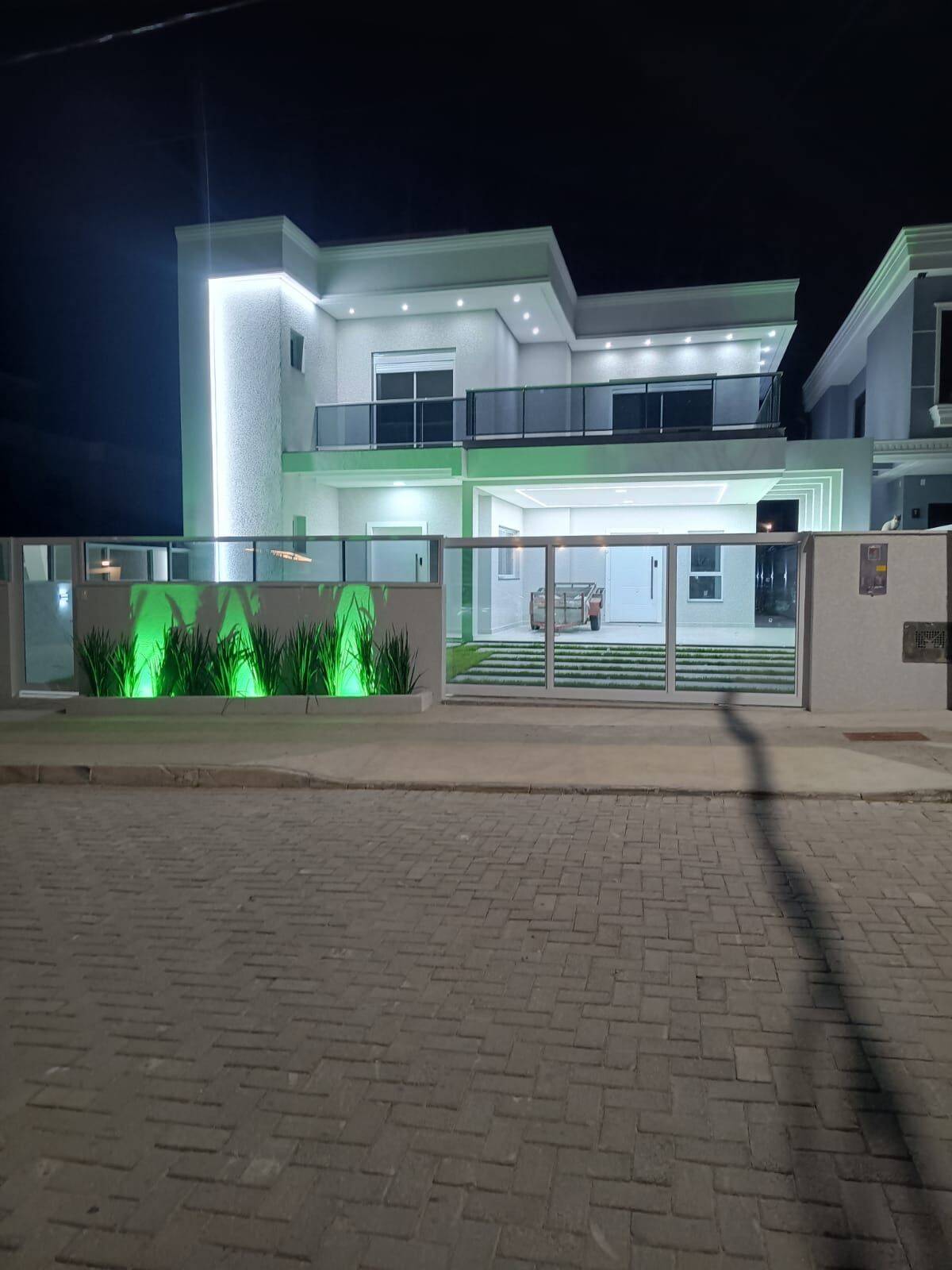 Casa, 3 quartos, 244 m² - Foto 3