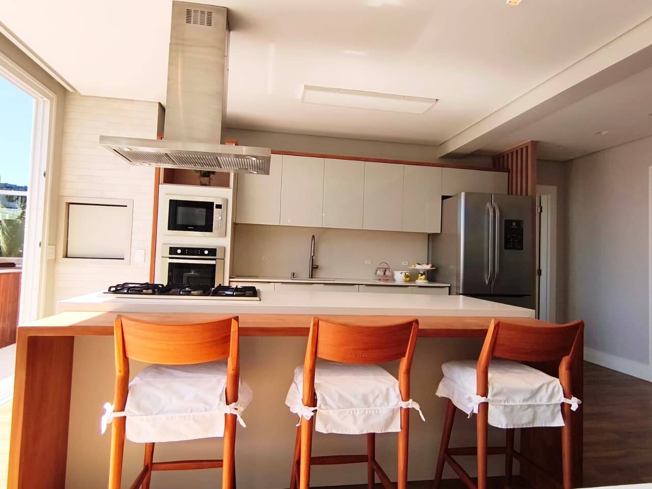 Apartamento, 3 quartos, 190 m² - Foto 2