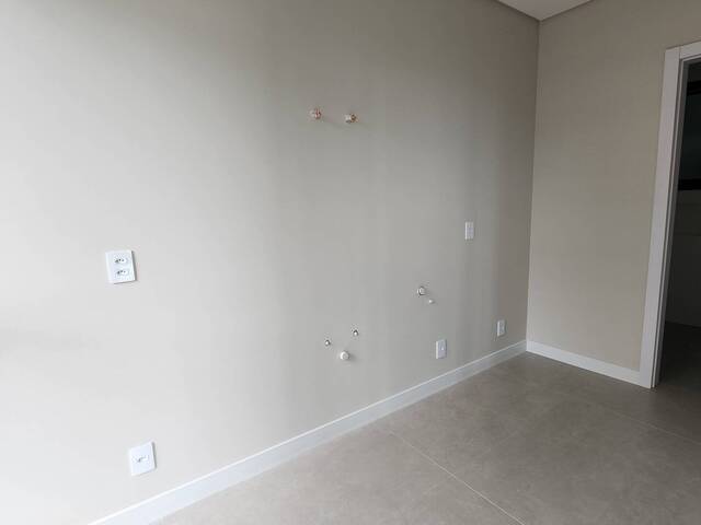 Apartamento para Venda em Florianópolis - 5