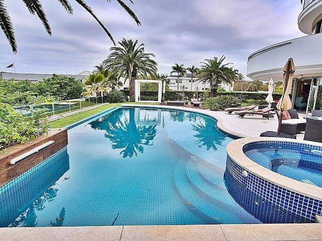 Venda em Jurerê Internacional - Florianópolis