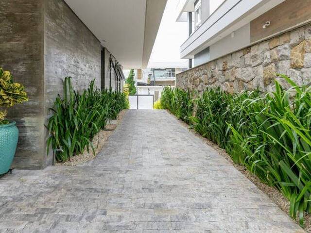 Casa para Venda em Florianópolis - 2