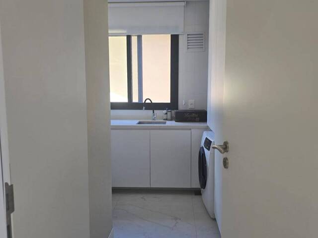 Apartamento para Venda em Florianópolis - 5